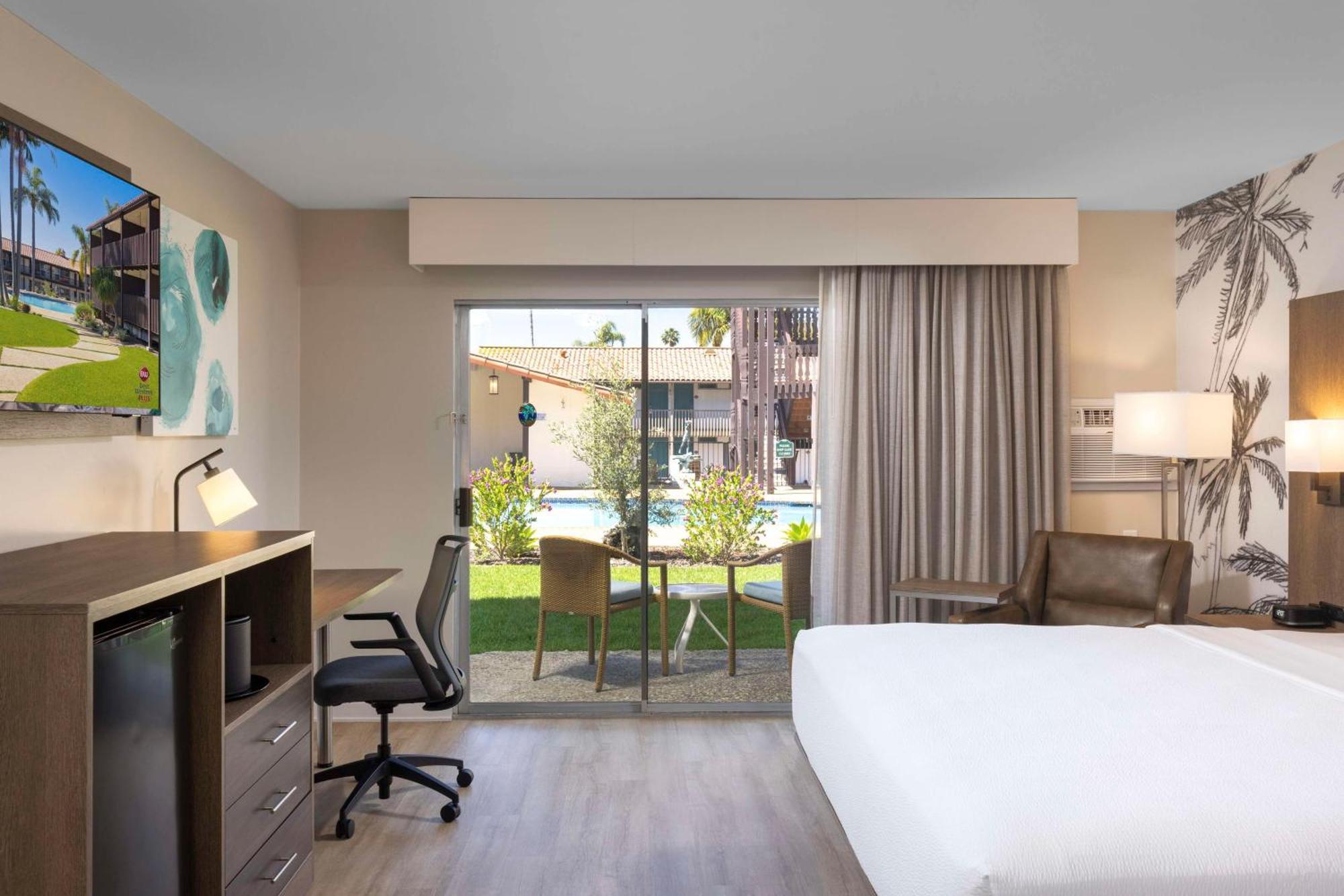 Best Western Plus Pepper Tree Inn Santa Barbara Exteriör bild
