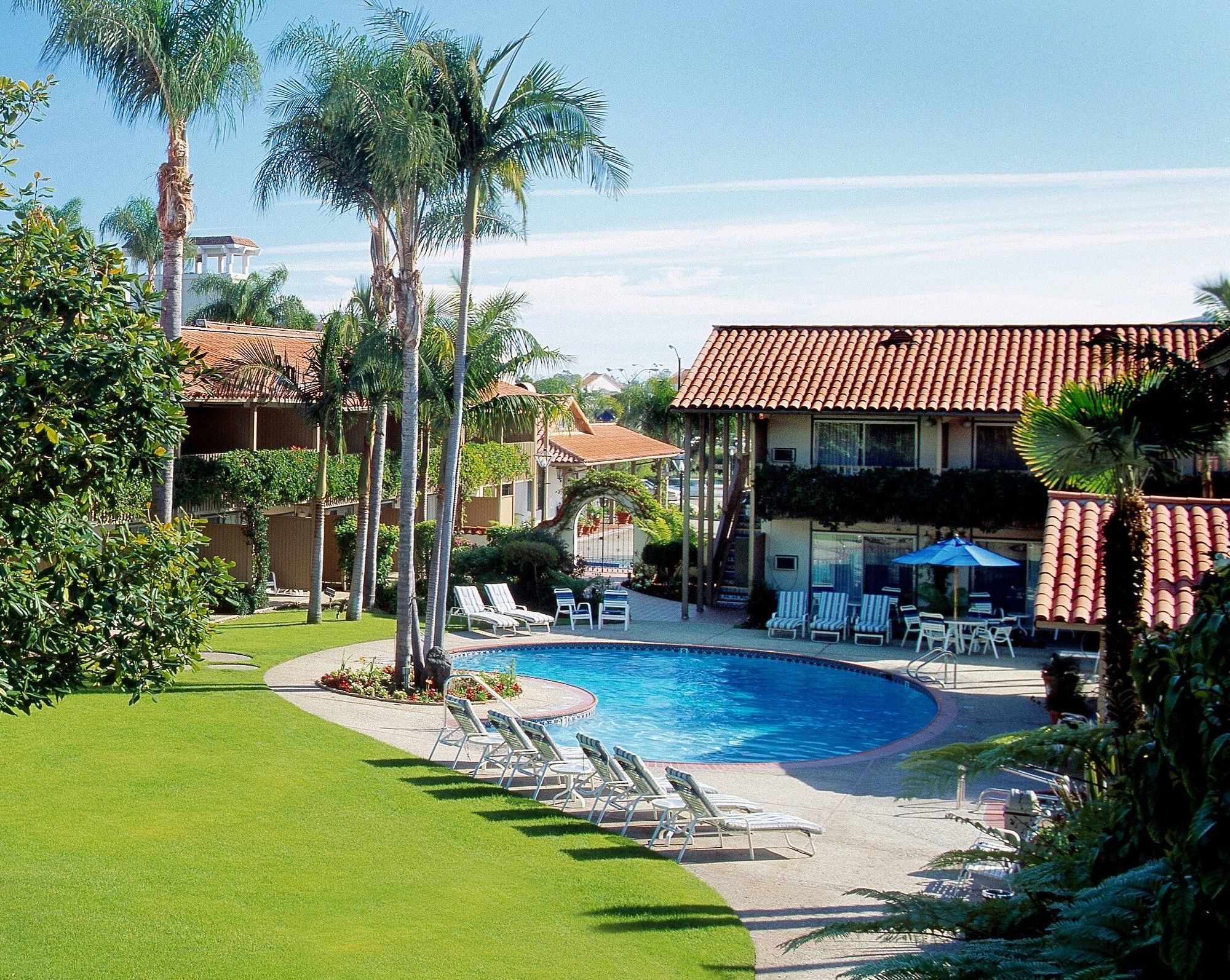 Best Western Plus Pepper Tree Inn Santa Barbara Exteriör bild